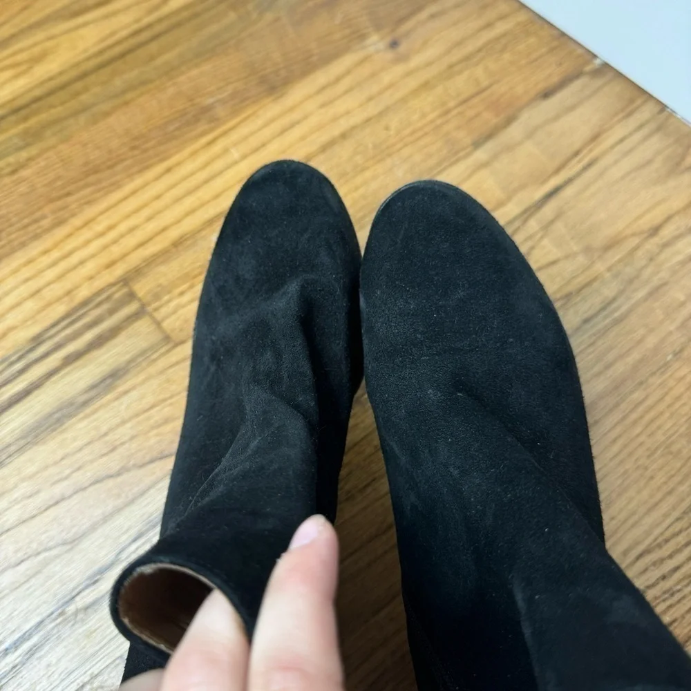 Delman Alysa Boot Suede Black Ankle Bootie